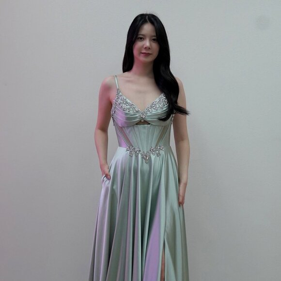 New A-Line Sleeveless Rhinestones Embellished Elegant Dress w/ V-Neck JT2711T - Picture 1 of 8